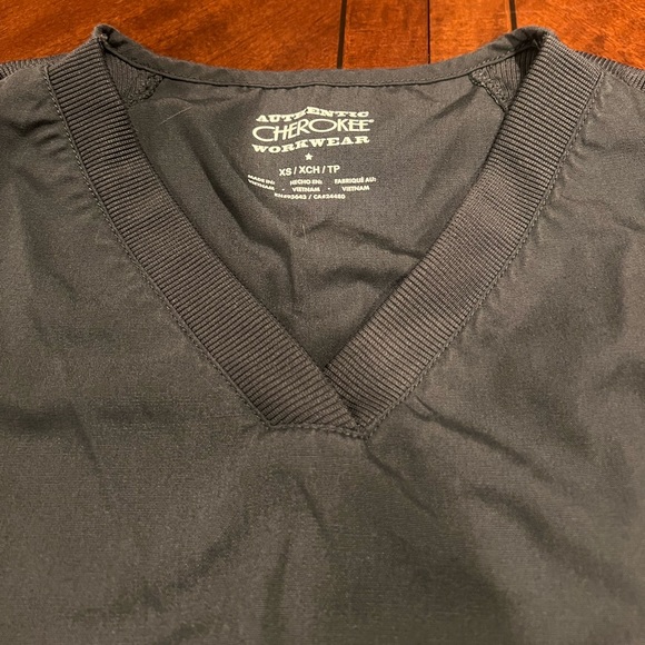 Women’s authentic Cherokee workwear scrubs - Picture 6 of 12